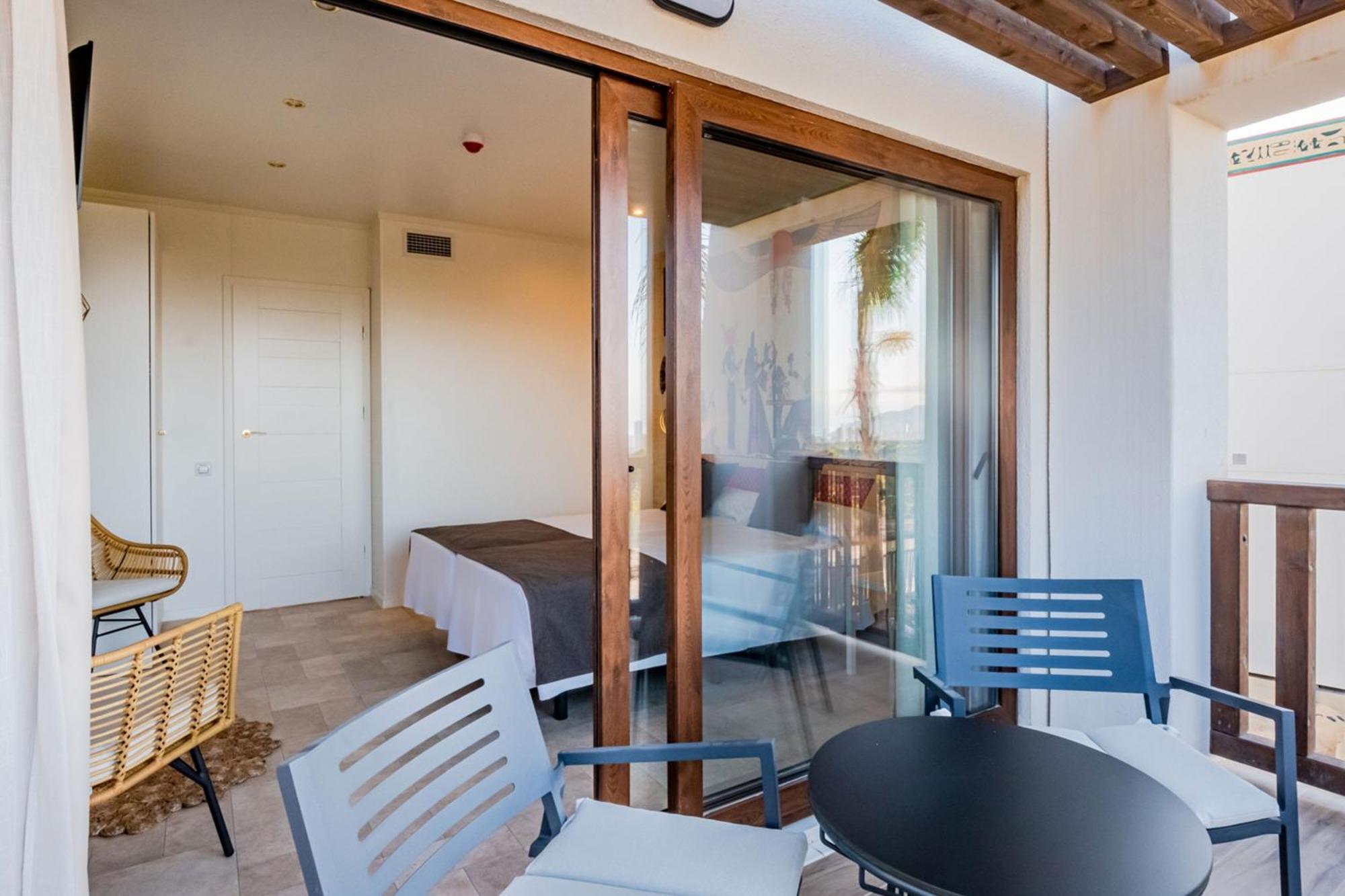 Four Points By Sheraton Costa Blanca Villas Benidorm Bagian luar foto