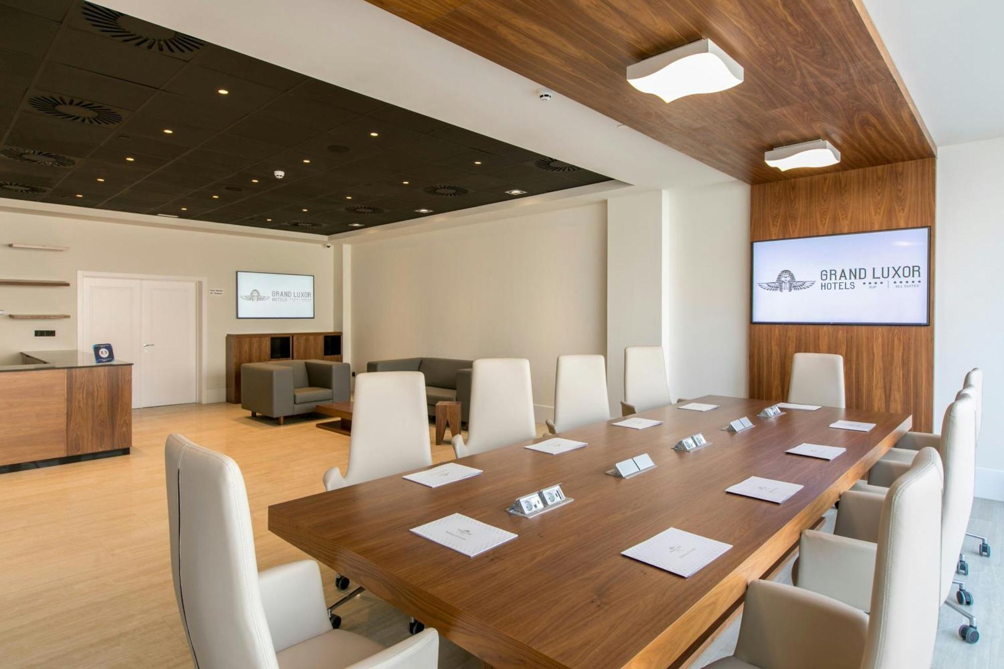 Four Points By Sheraton Costa Blanca Villas Benidorm Bagian luar foto
